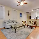 Mesa House, Uno-Perfect Location
