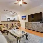 Mesa House, Uno-Perfect Location