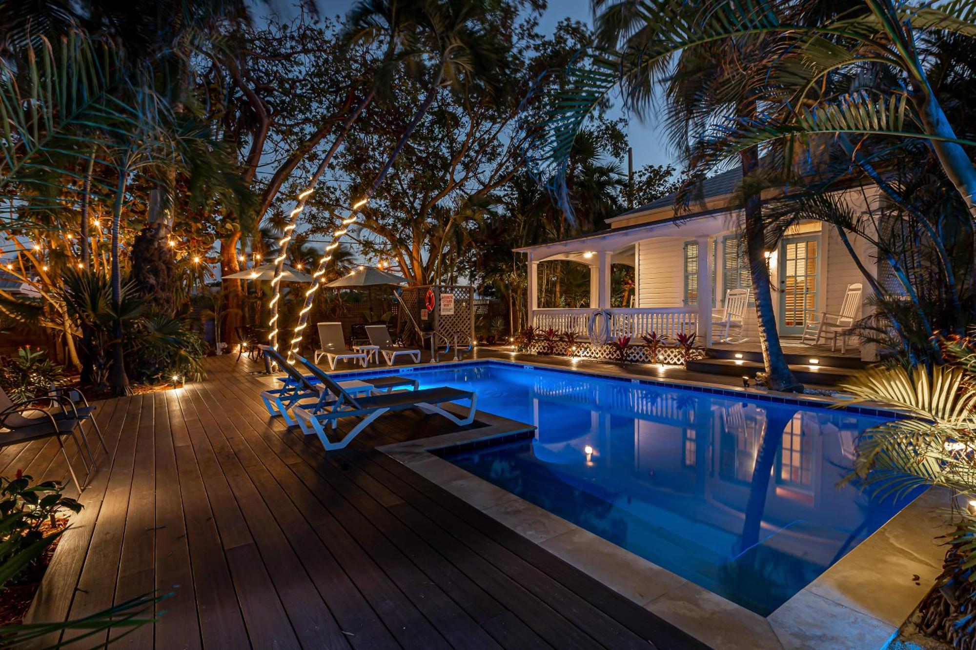 Papa's Hideaway Apartment