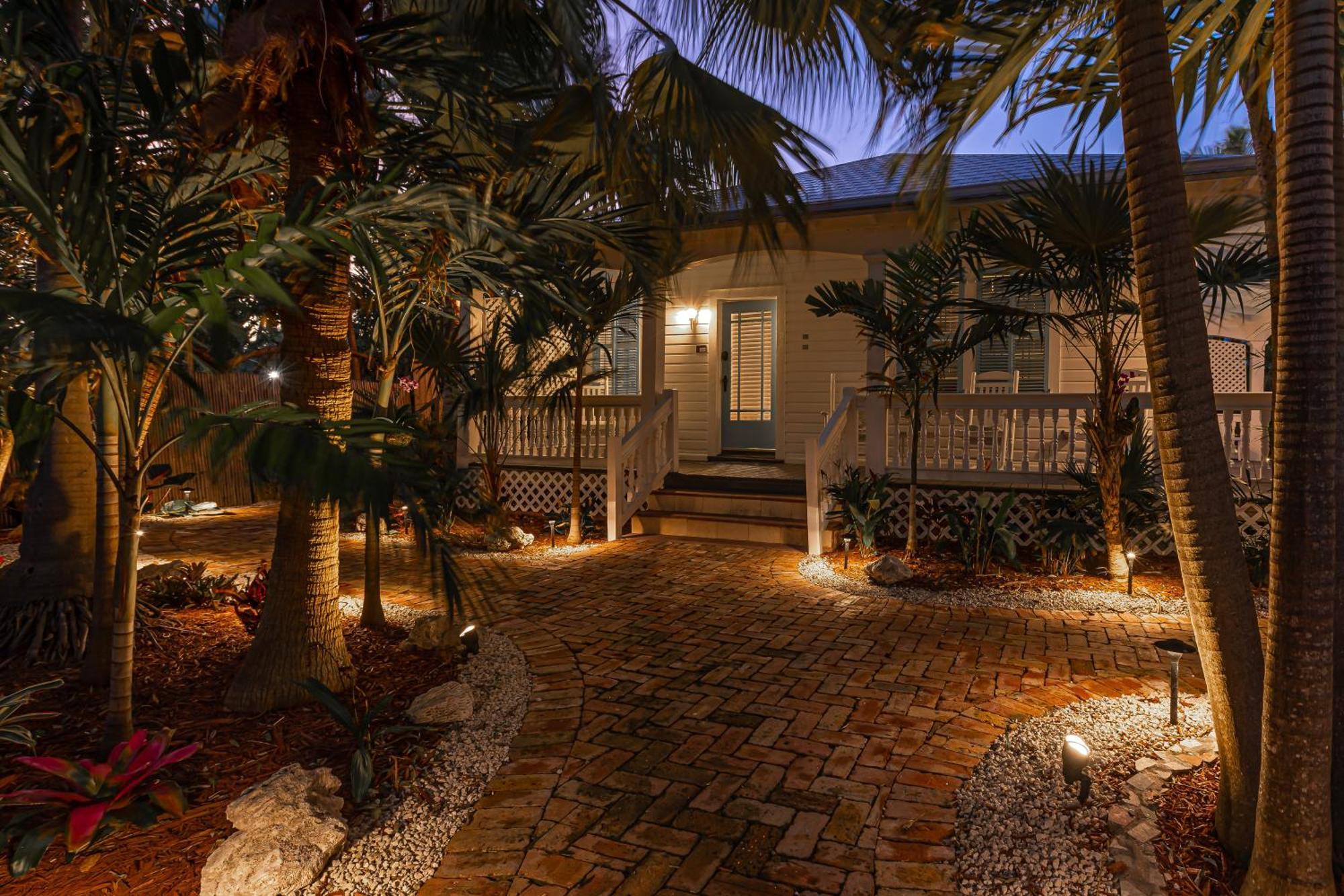 Papa's Hideaway Key West