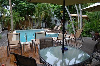 Papa's Hideaway