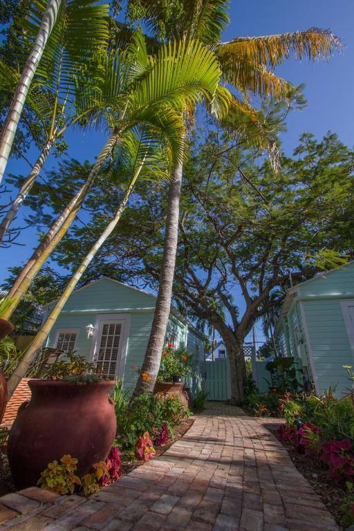 Conch Cottages Of Villas *