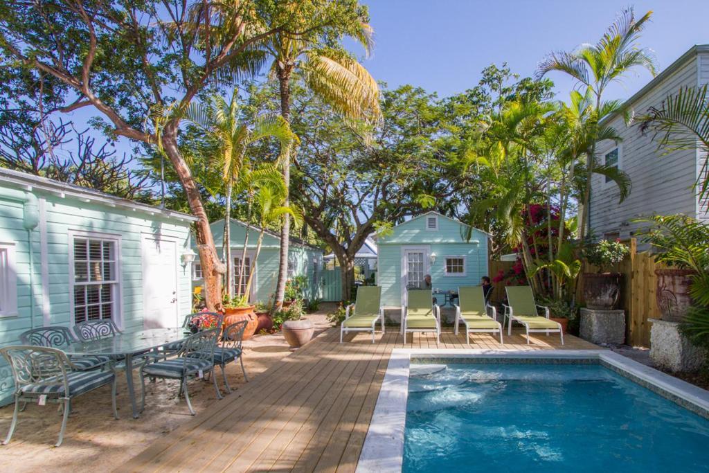 Conch Cottages Of Villas