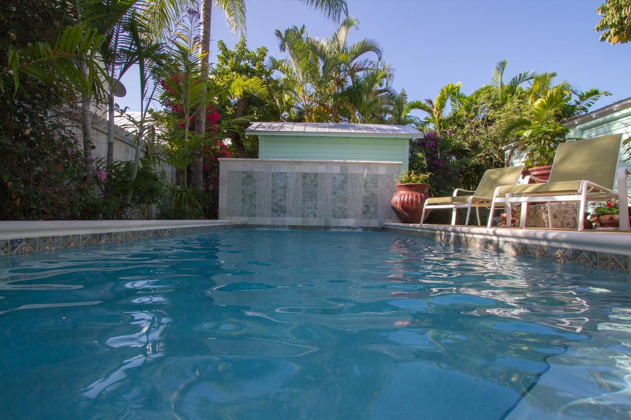 Conch Cottages Of Villas *