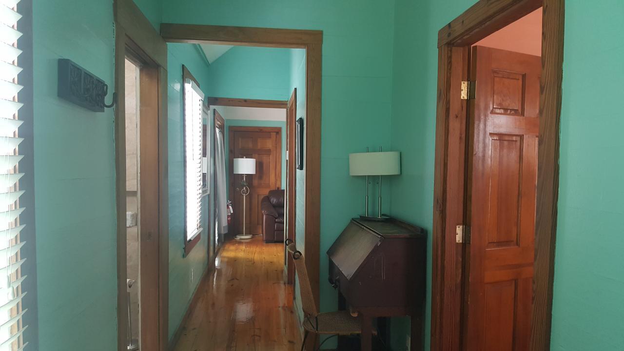 Courtney's Place Historic & Gasthof