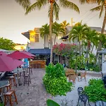 Duval Inn - Key West