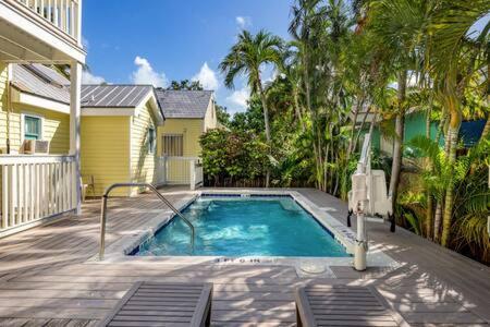 Salvador's Key West
