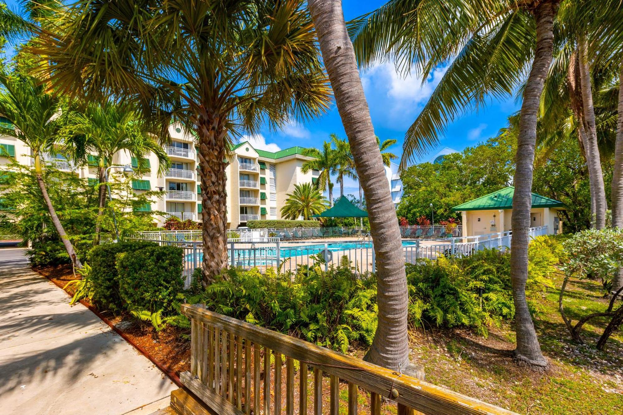 Sunrise Suites Jamaica #102 Ferienhaus Key West