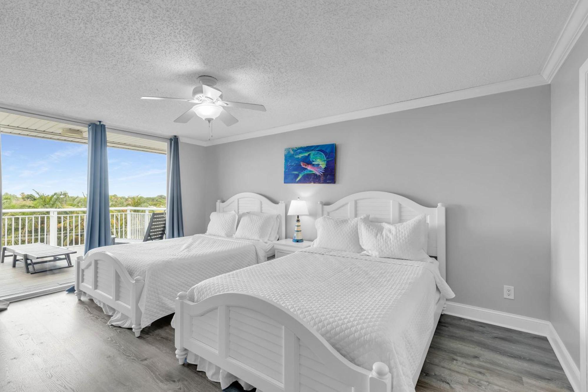 Ferienhaus St Croix - Downtown 4x4 Waterfront Penthouse Pool Dock Pet Key West