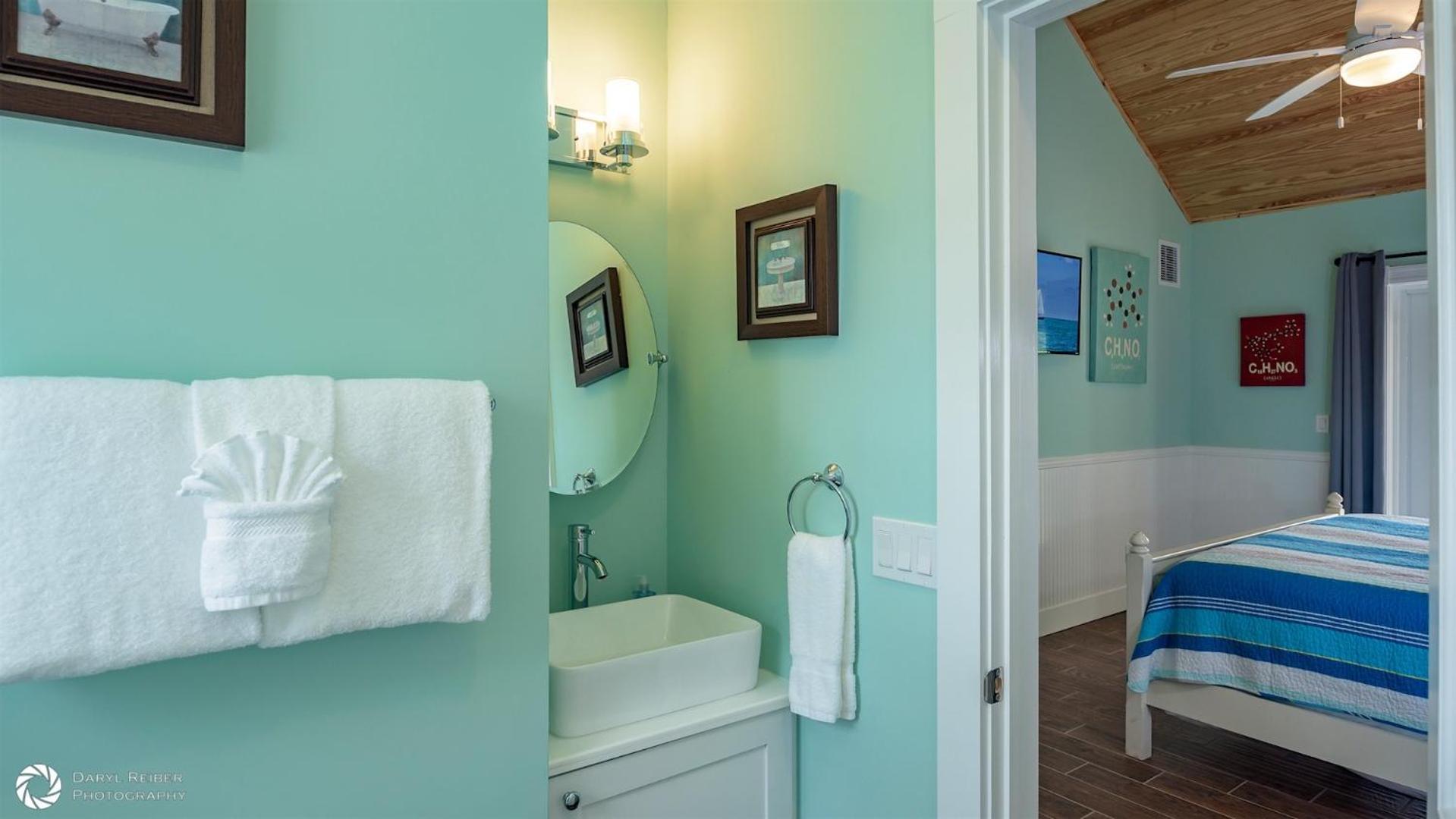 Sweet Americana By Last Key Realty Holiday home
