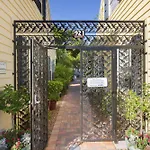Old Town Garden Villas - Andros Suite