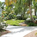 Key West Casa By Avantstay Communal Pool Bbq Patio Near Duval Street Week Long Stays Only