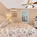 Calusa Suite By Last Key Realty