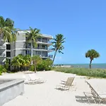 1800 Atlantic Suites