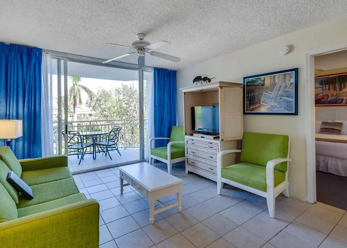 Sunrise Suites Cat Island Suite #205