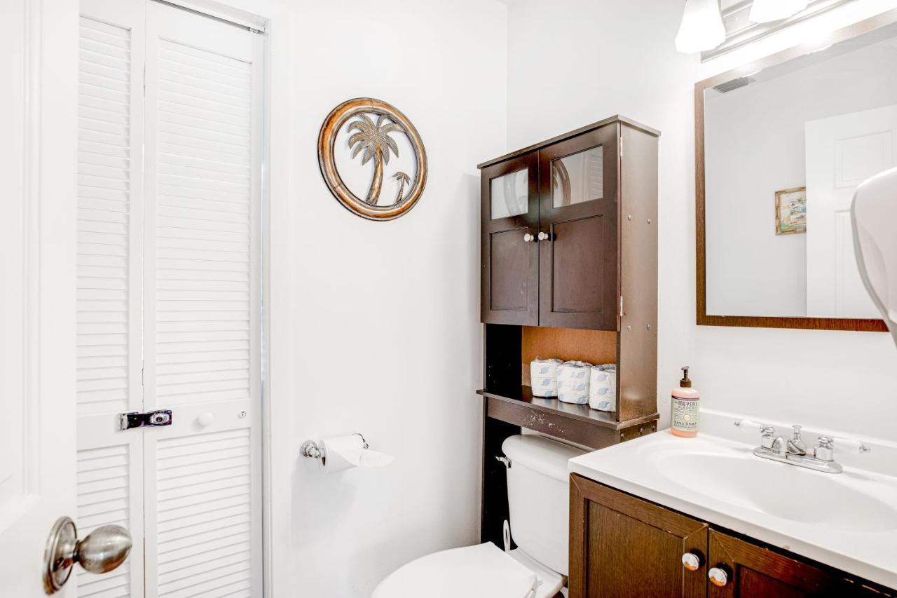 Casa Cubana @ Duval Square R14 Apartment Key West