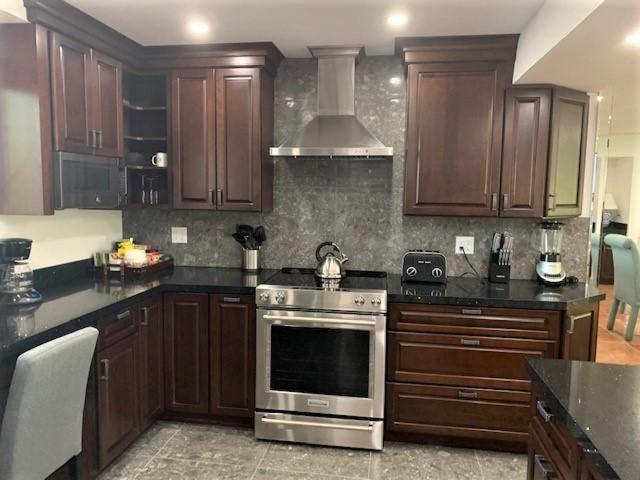 Apartment Beautifully Renovated Summer Of 2020 And Enjoy Lovely Unit