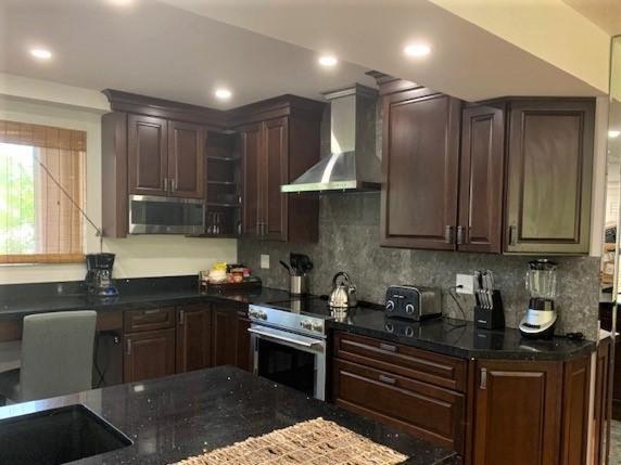 Apartment Beautifully Renovated Summer Of 2020 And Enjoy Lovely Unit *