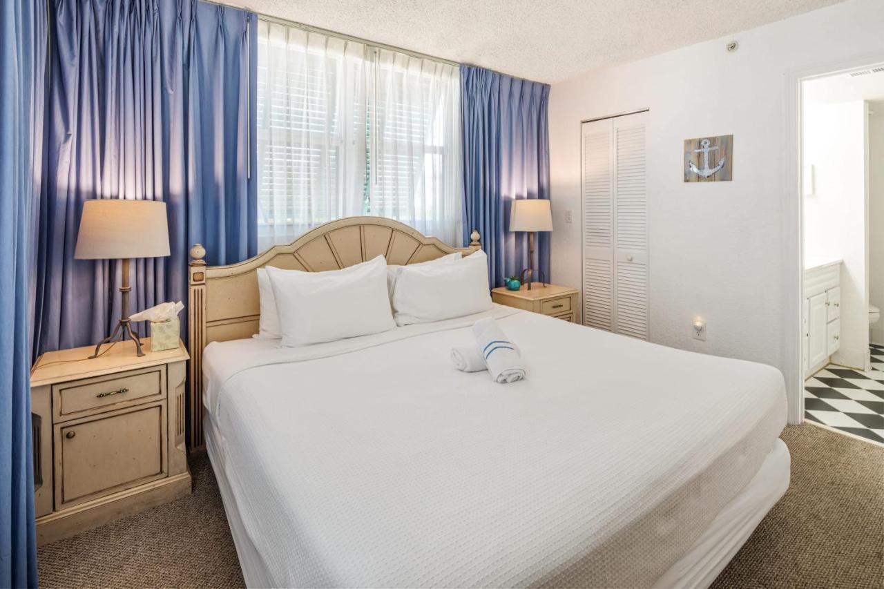 Holiday home New! Cristbal - Balcony, Parking & Pool! Key West