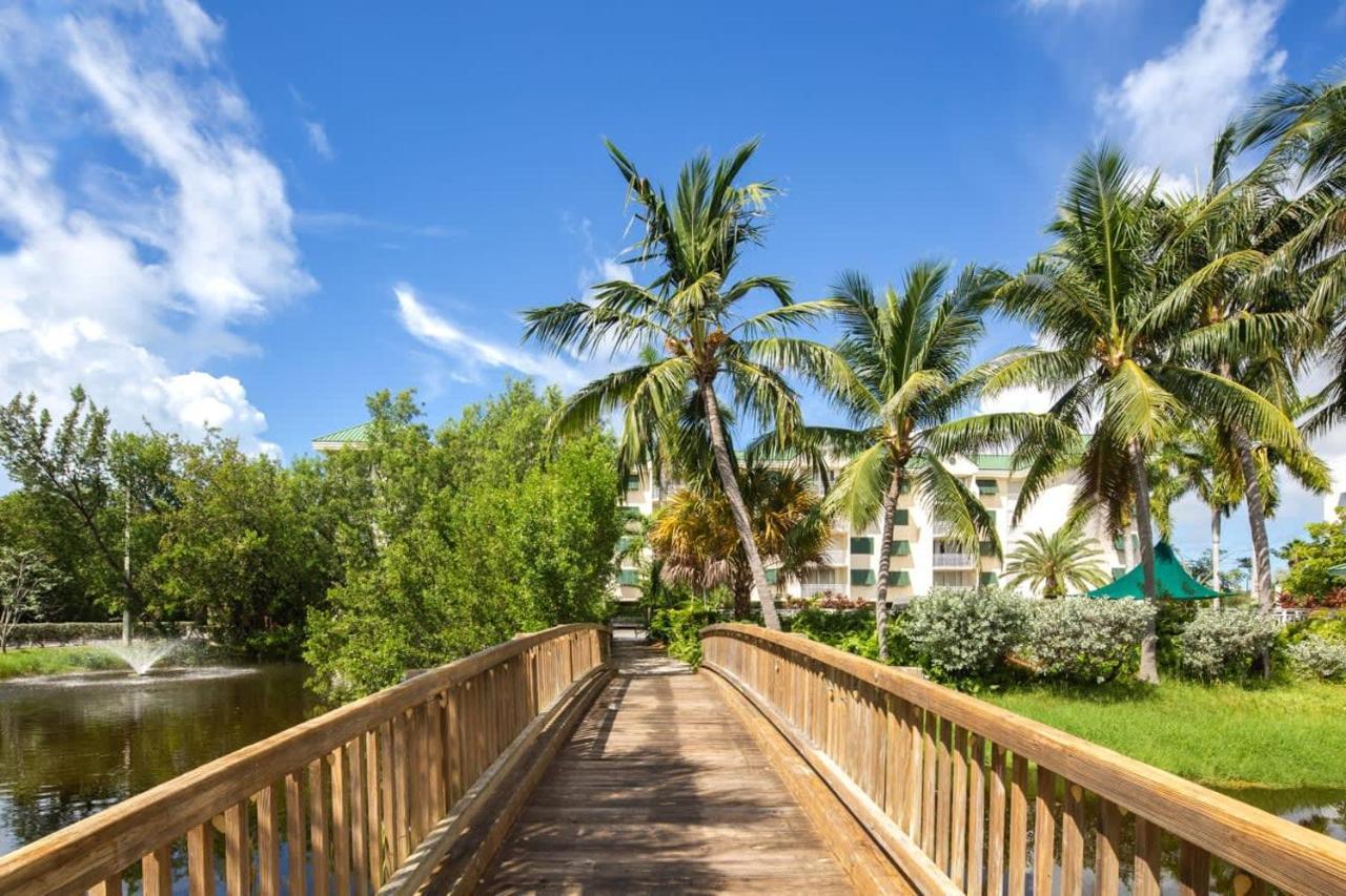 New! Cristbal - Balcony, Parking & Pool! Key West