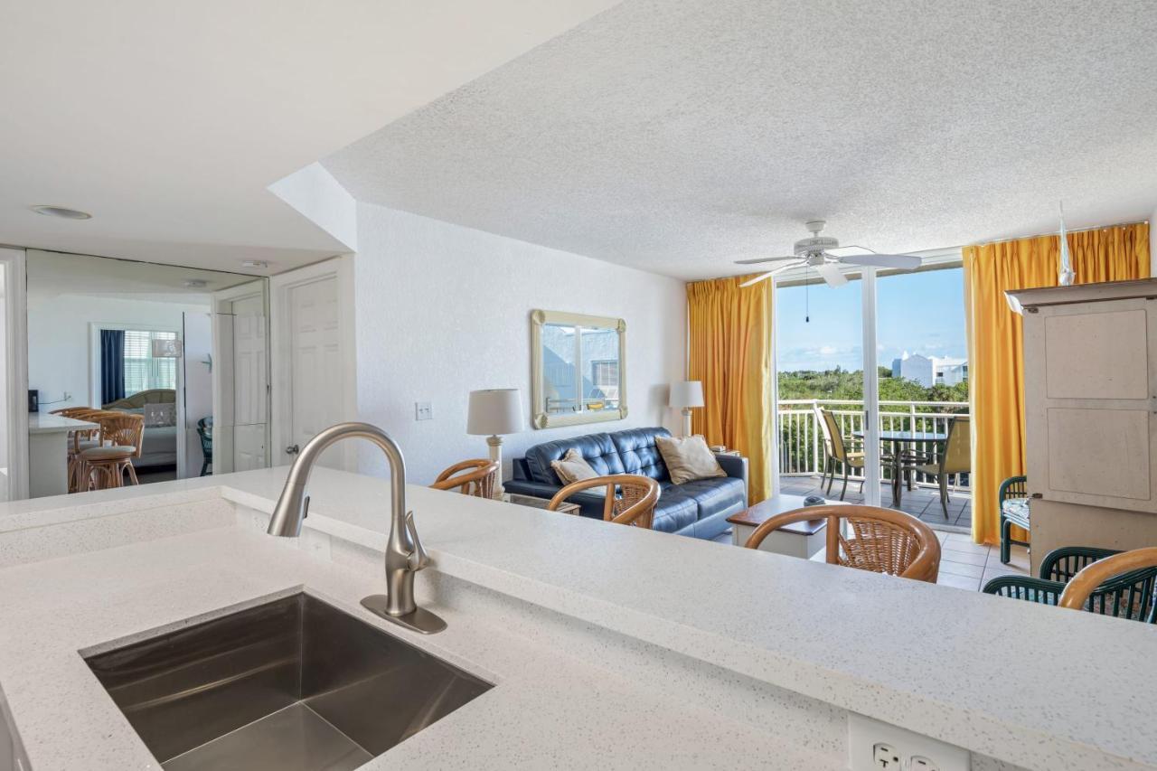 Holiday home New! Cristbal - Balcony, Parking & Pool! Key West