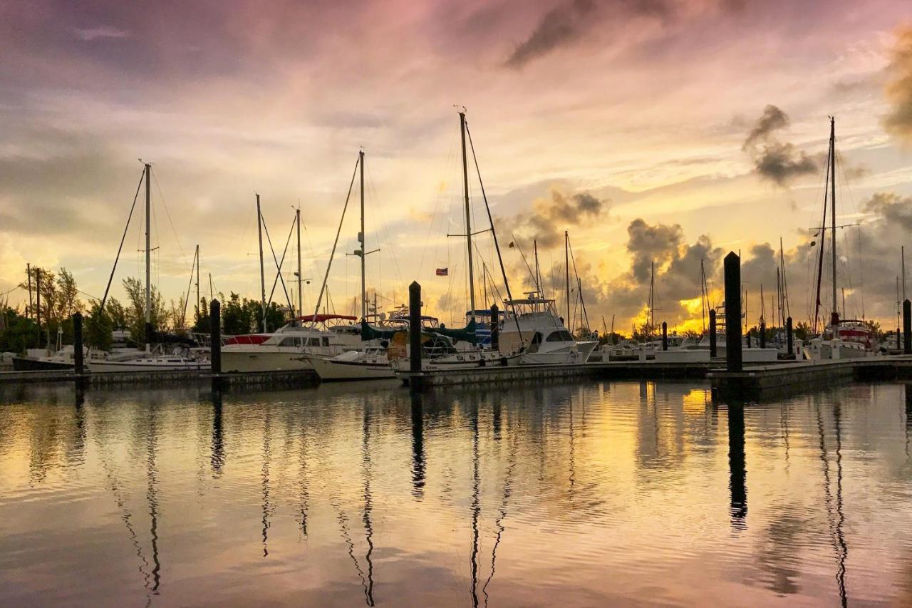 Sunrise - Martinique 108 *