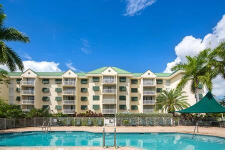The Trinidad -pool & Parking *