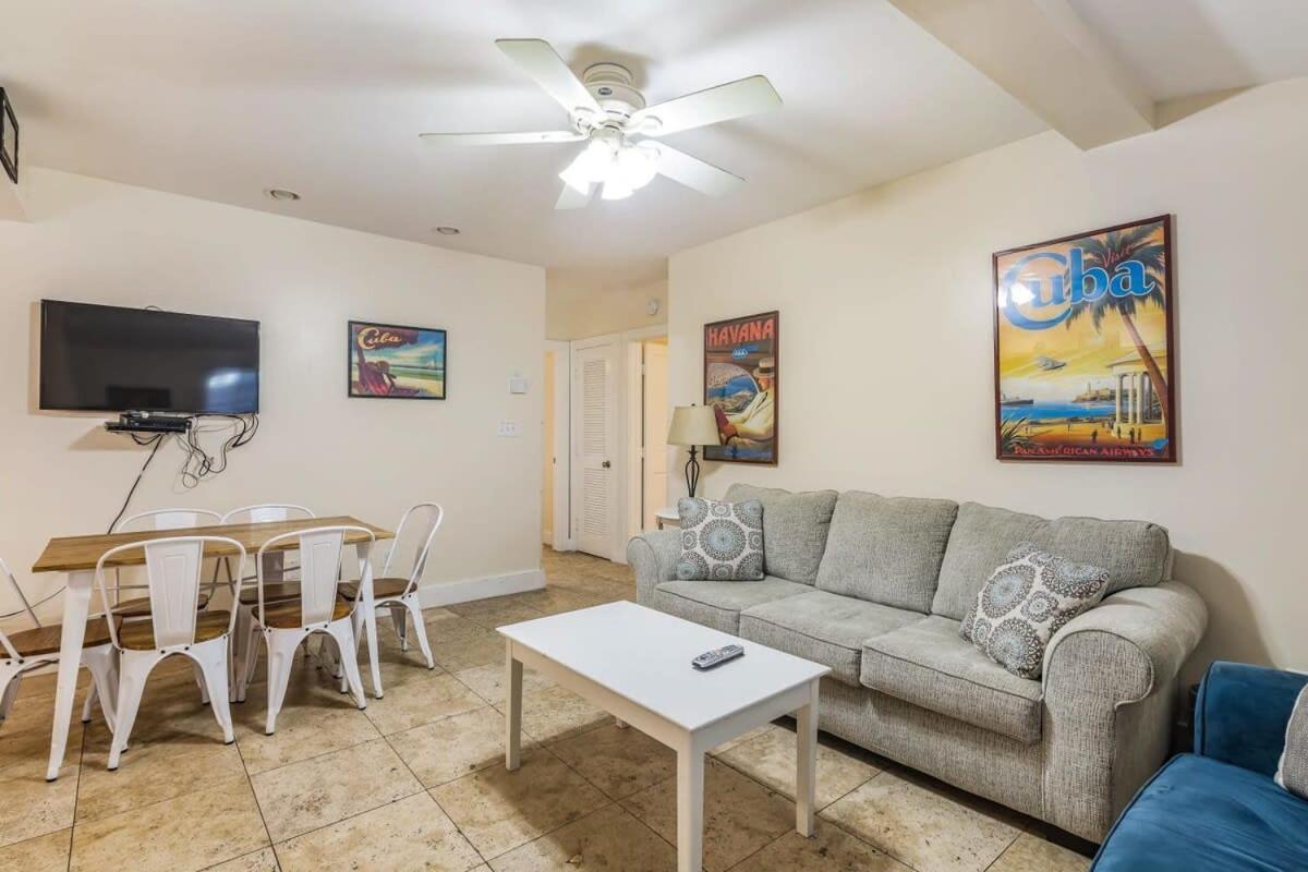 Sea Breeze -great Location! Key West