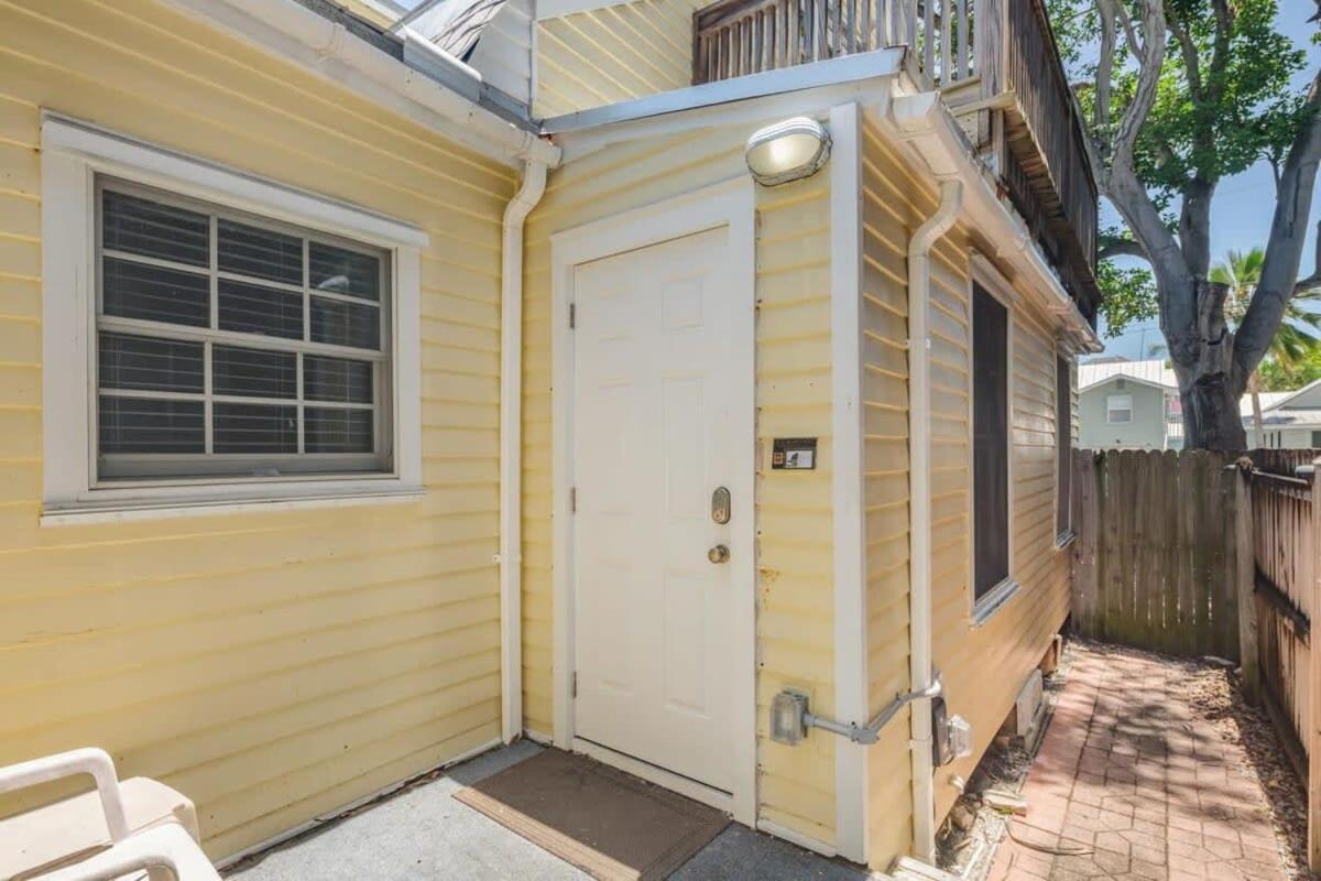Sea Breeze -great Location! *