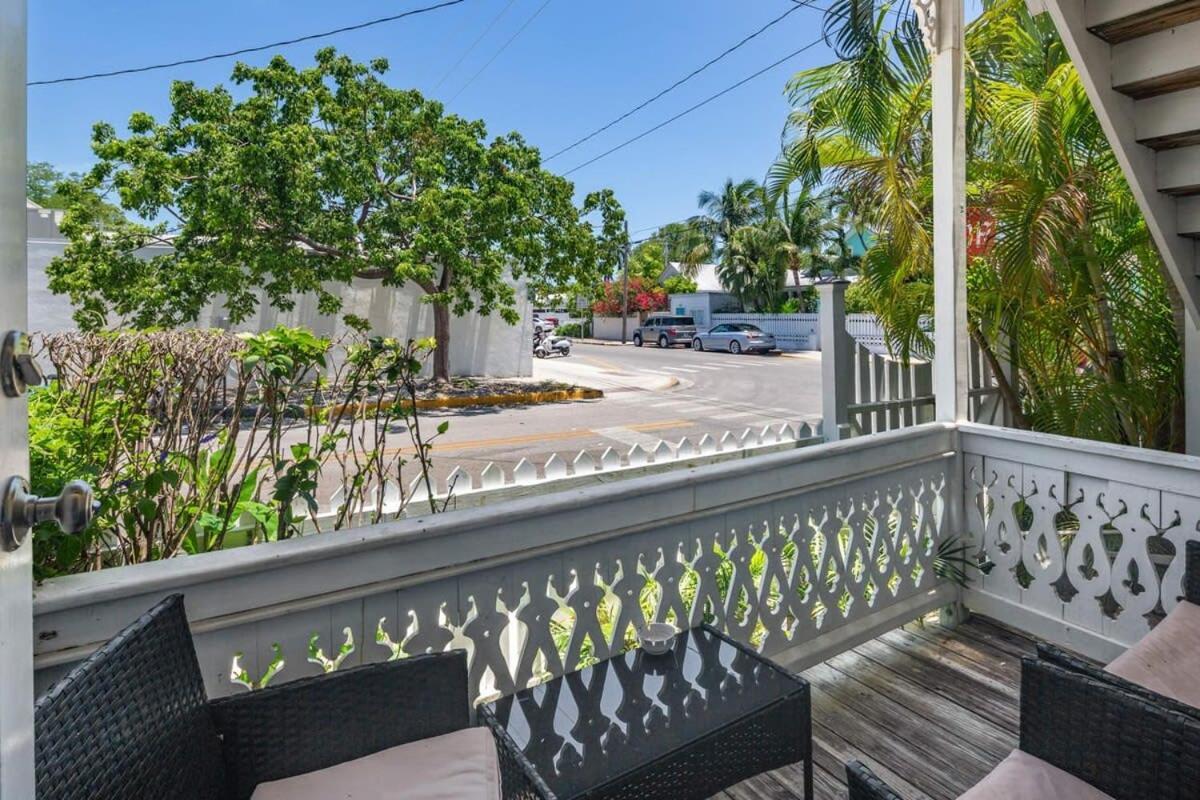 Sea Breeze -great Location! *