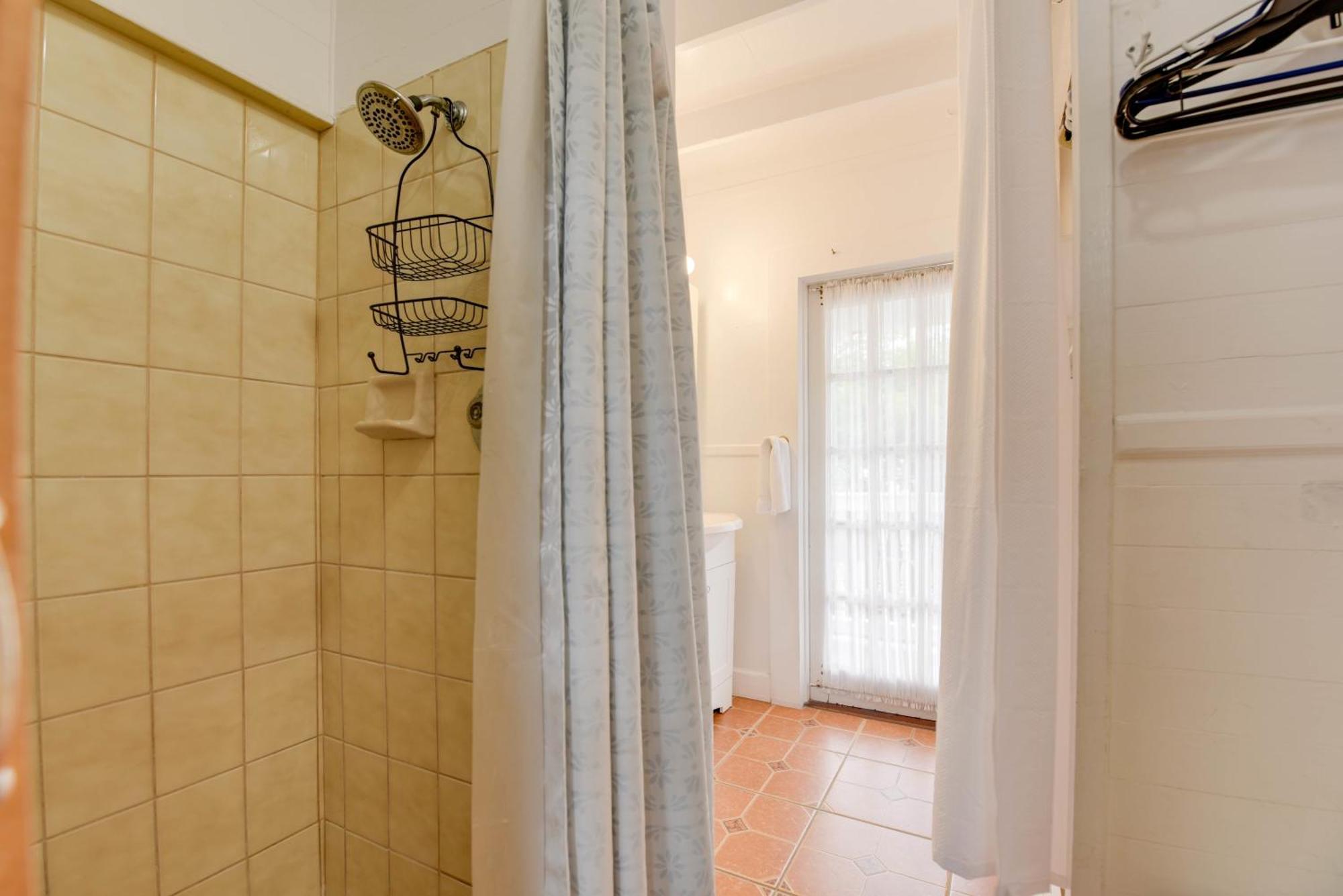 New Rose Retreat - Pool & Parking Ferienhaus