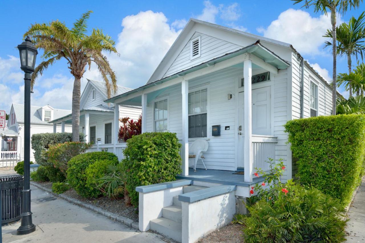 Holiday home Cockadoodle On Duval
