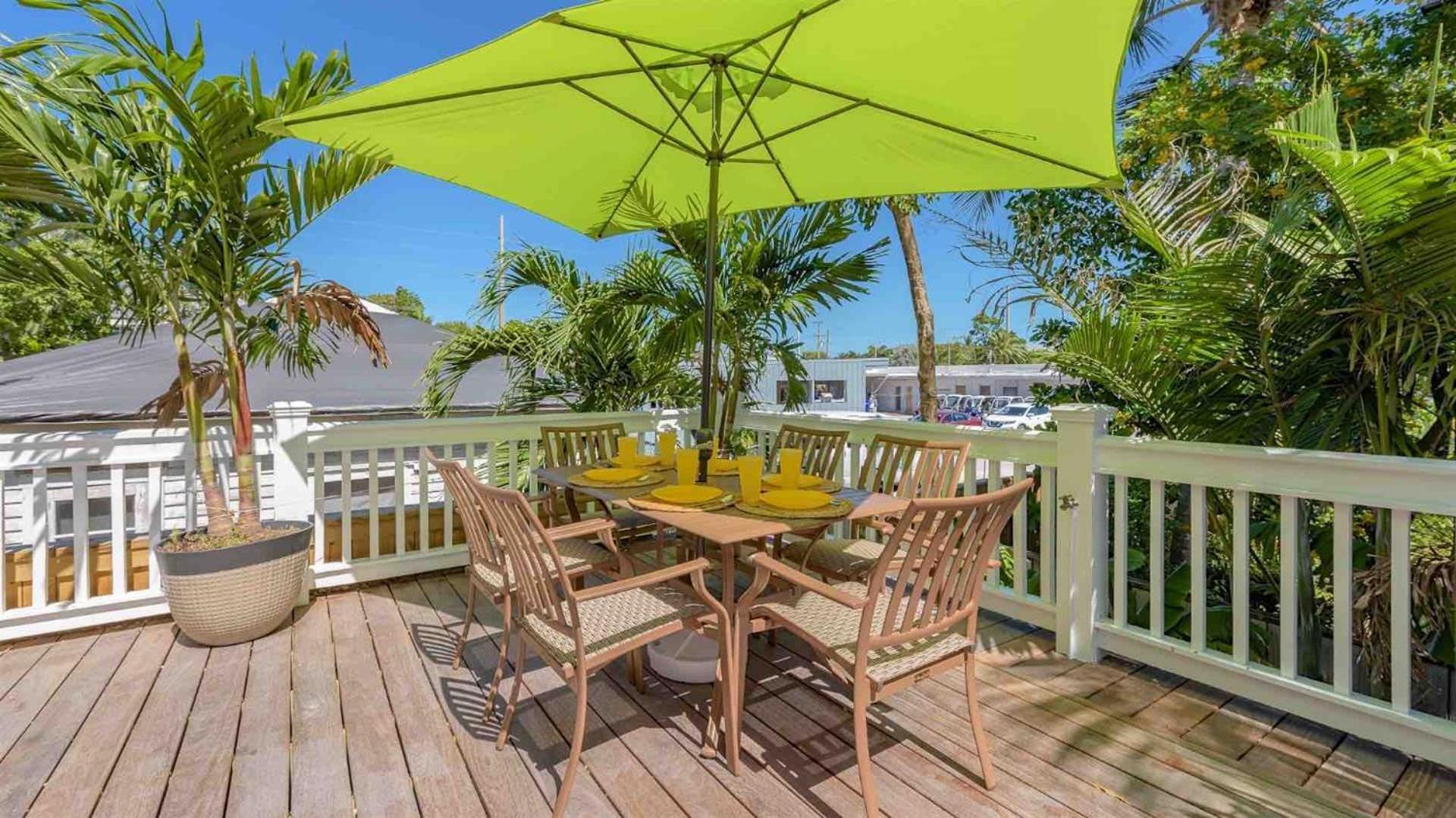 Dance Of The Butterflies By Last Key Realty Ferienhaus