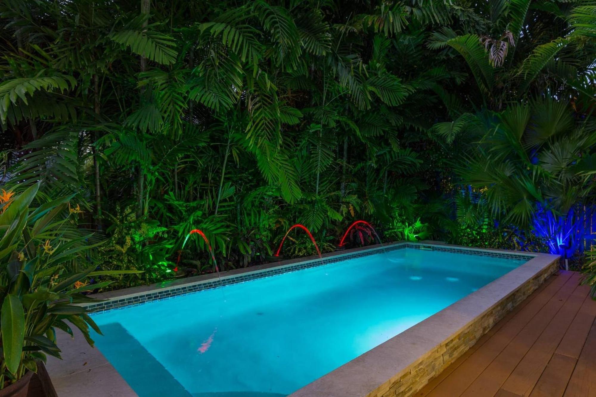 Serenity By Avantstay In Old Town W Shared Pool Month Long Only Holiday home
