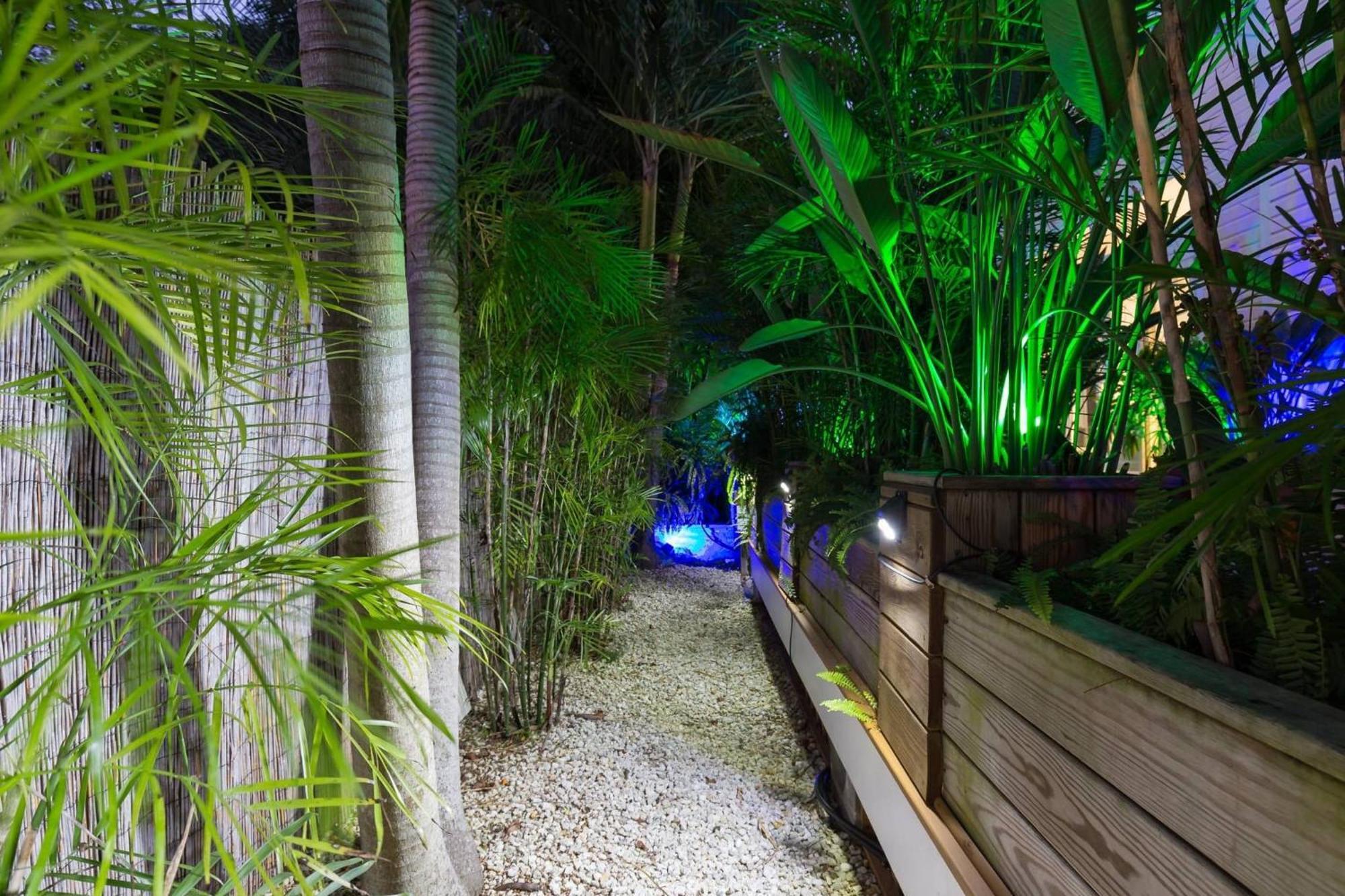 Holiday home Serenity By Avantstay In Old Town W Shared Pool Month Long Only Key West