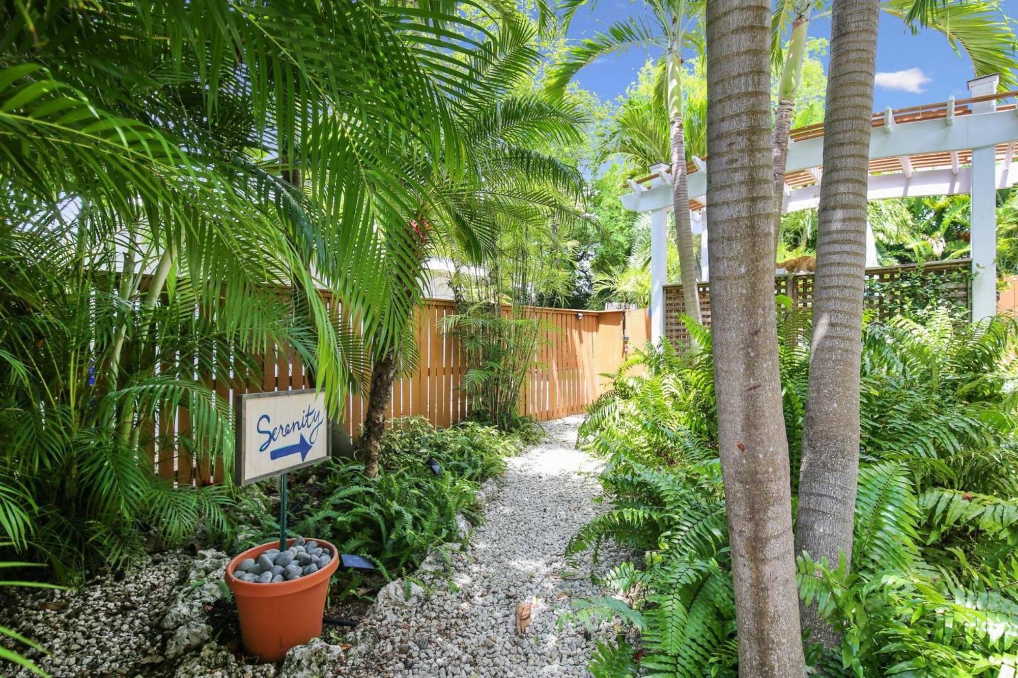 Serenity By Avantstay In Old Town W Shared Pool Month Long Only *