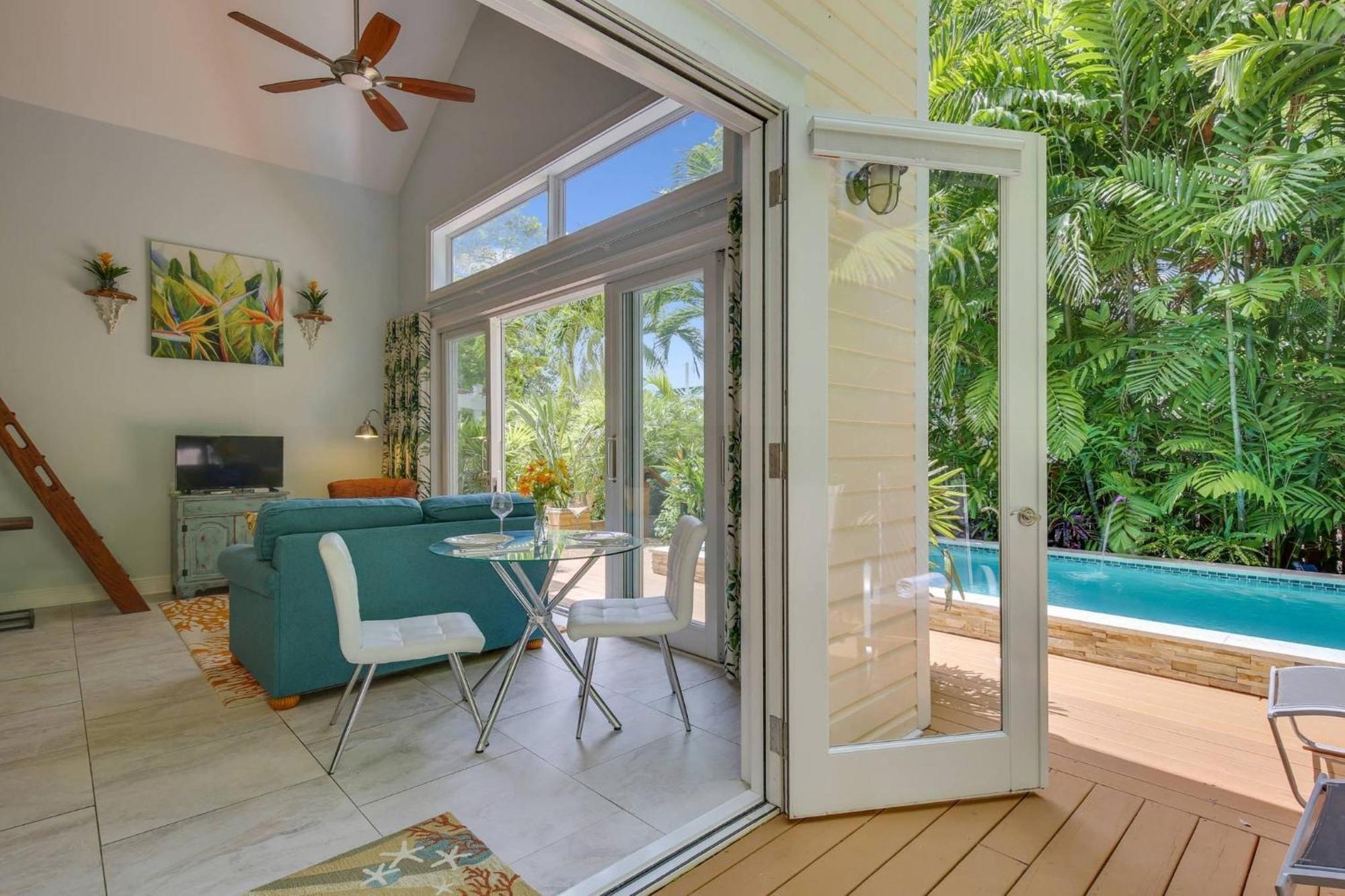 Serenity By Avantstay In Old Town W Shared Pool Month Long Only Key West