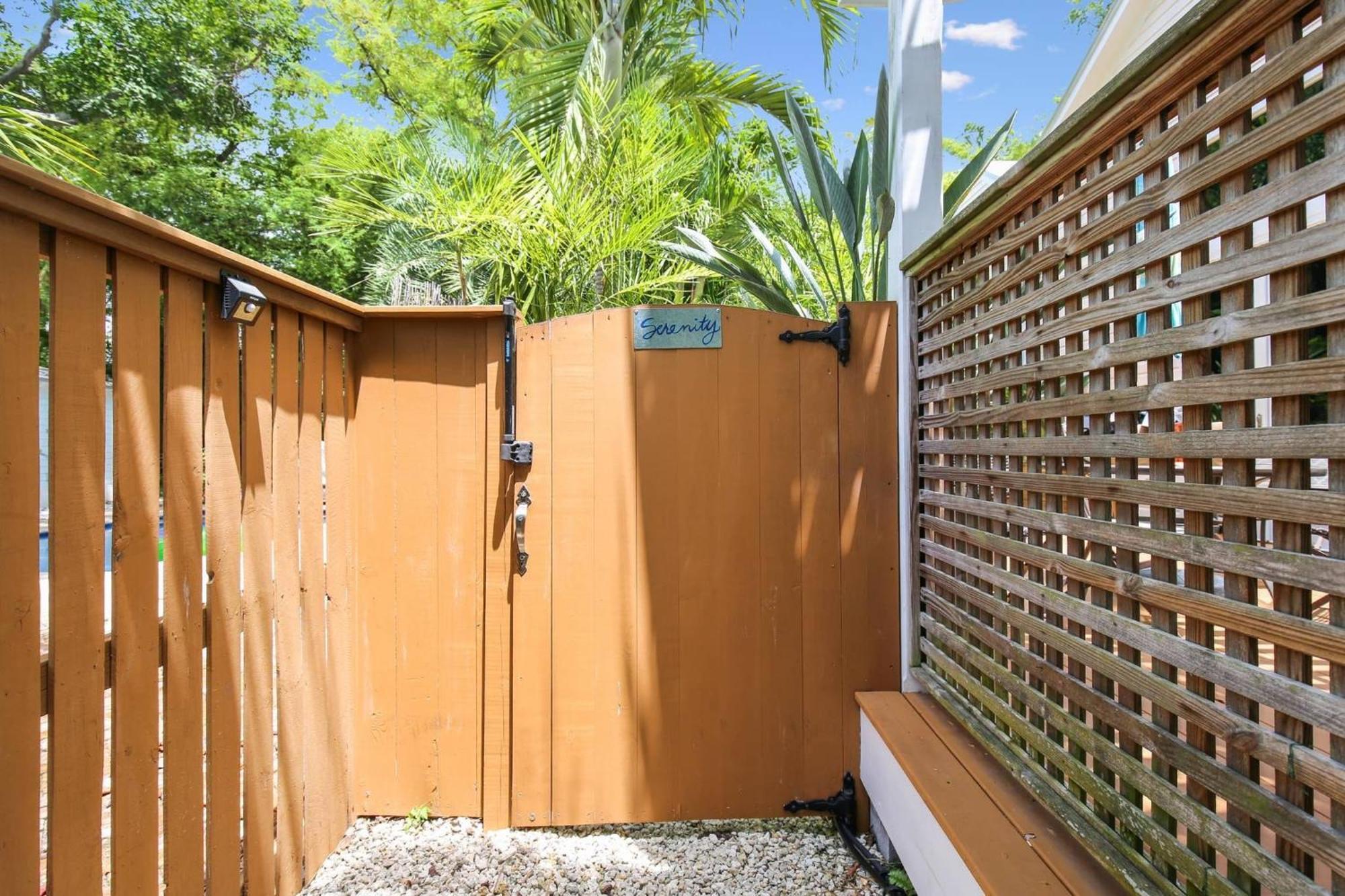 Serenity By Avantstay In Old Town W Shared Pool Month Long Only Holiday home