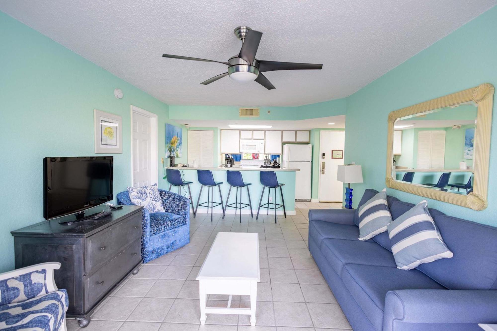 The Trinidad -pool & Parking Holiday home
