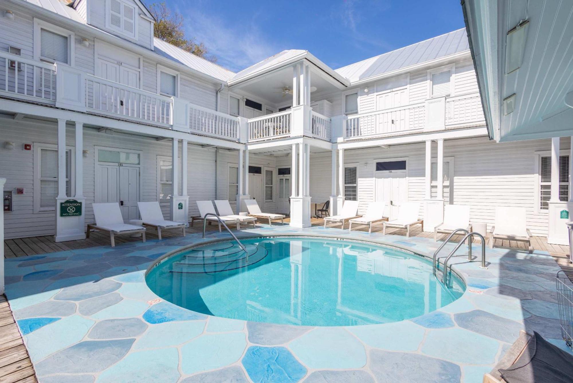 Classic Queen - Curry Mansion With Heated Pool Gasthof Key West
