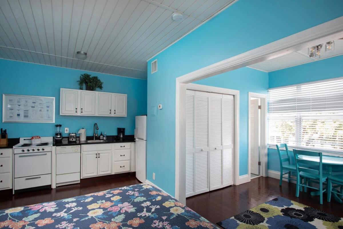 Holiday home Three Duval Street W Parking And Pool *