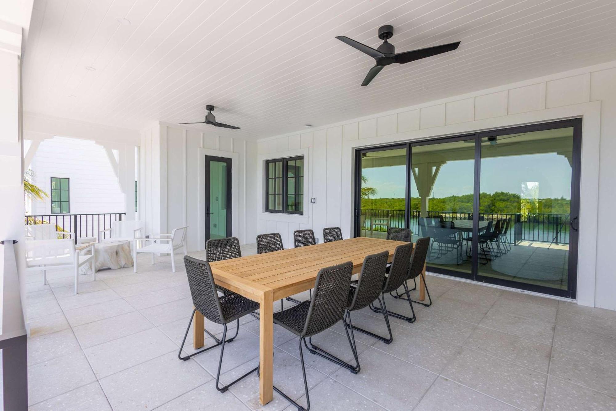 Holiday home Parking Pool Dock - Starboard House *