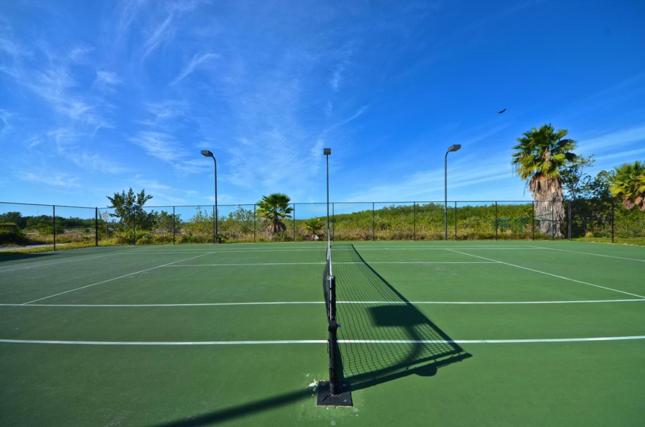 Sunrise Suites Cristobal #411 Ferienhaus