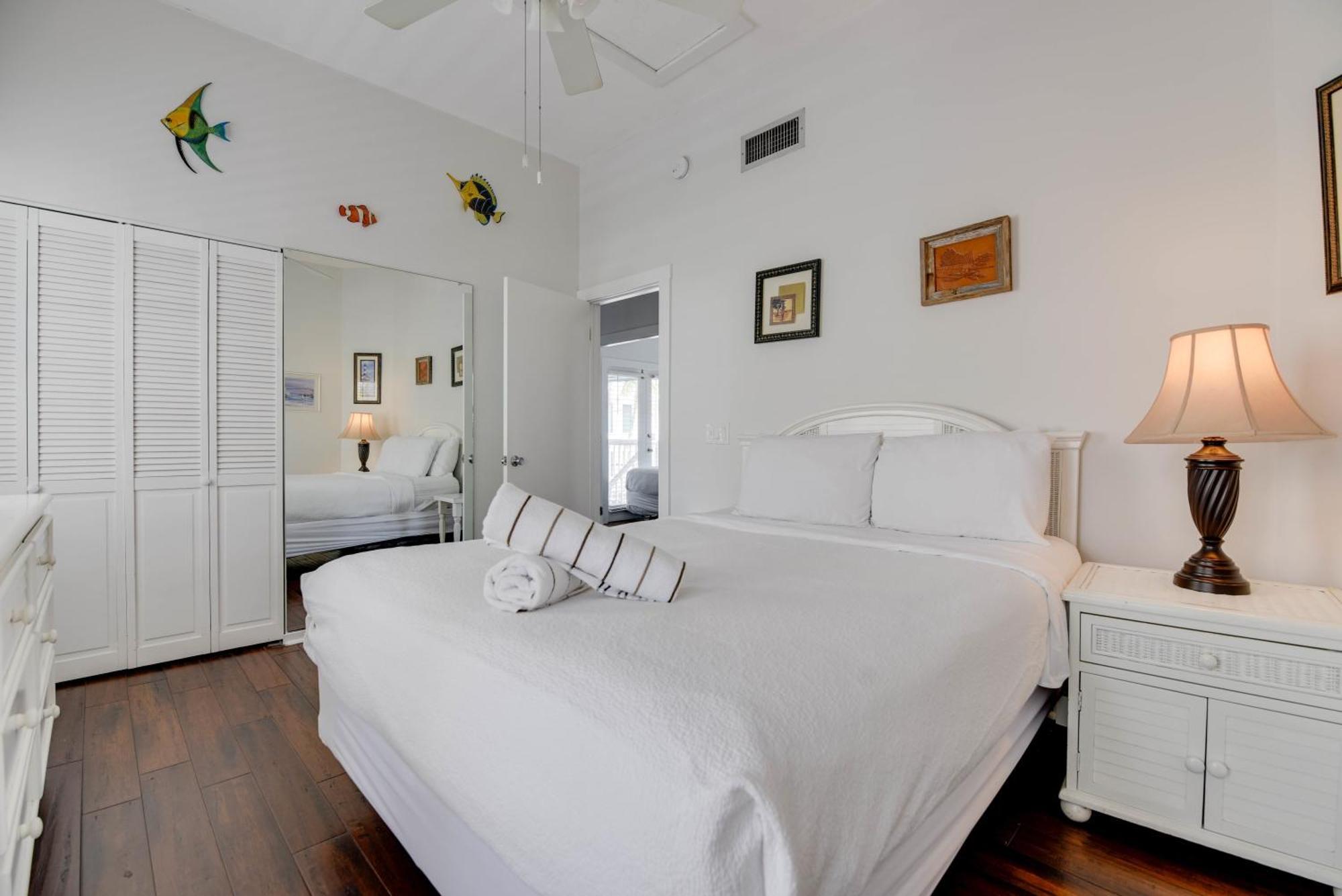 Casa Key West-pool & Free Parking *