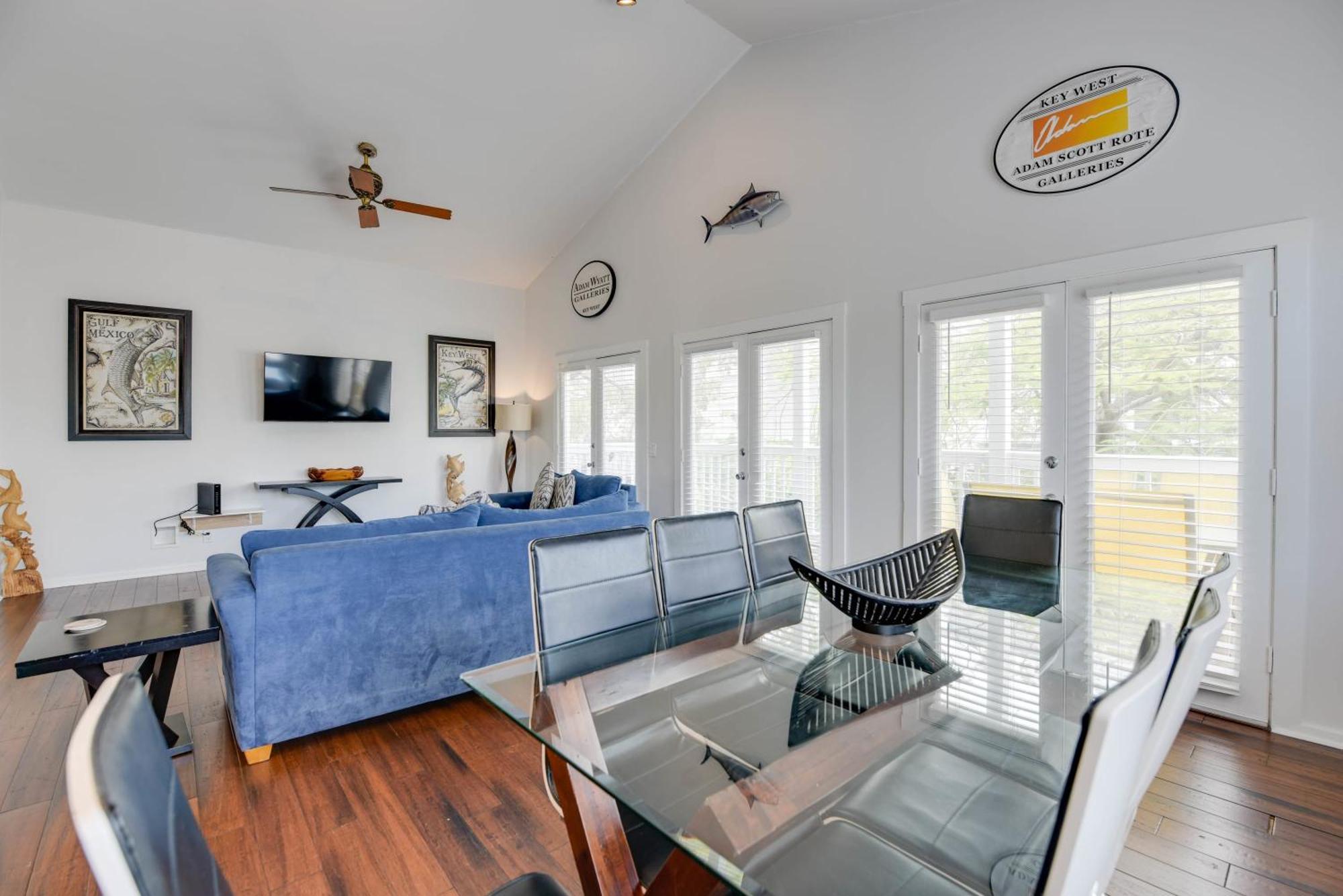 Holiday home Casa Key West-pool & Free Parking