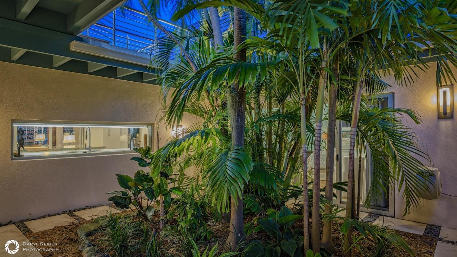 The Polynesian House Bylast Key Realty * Key West
