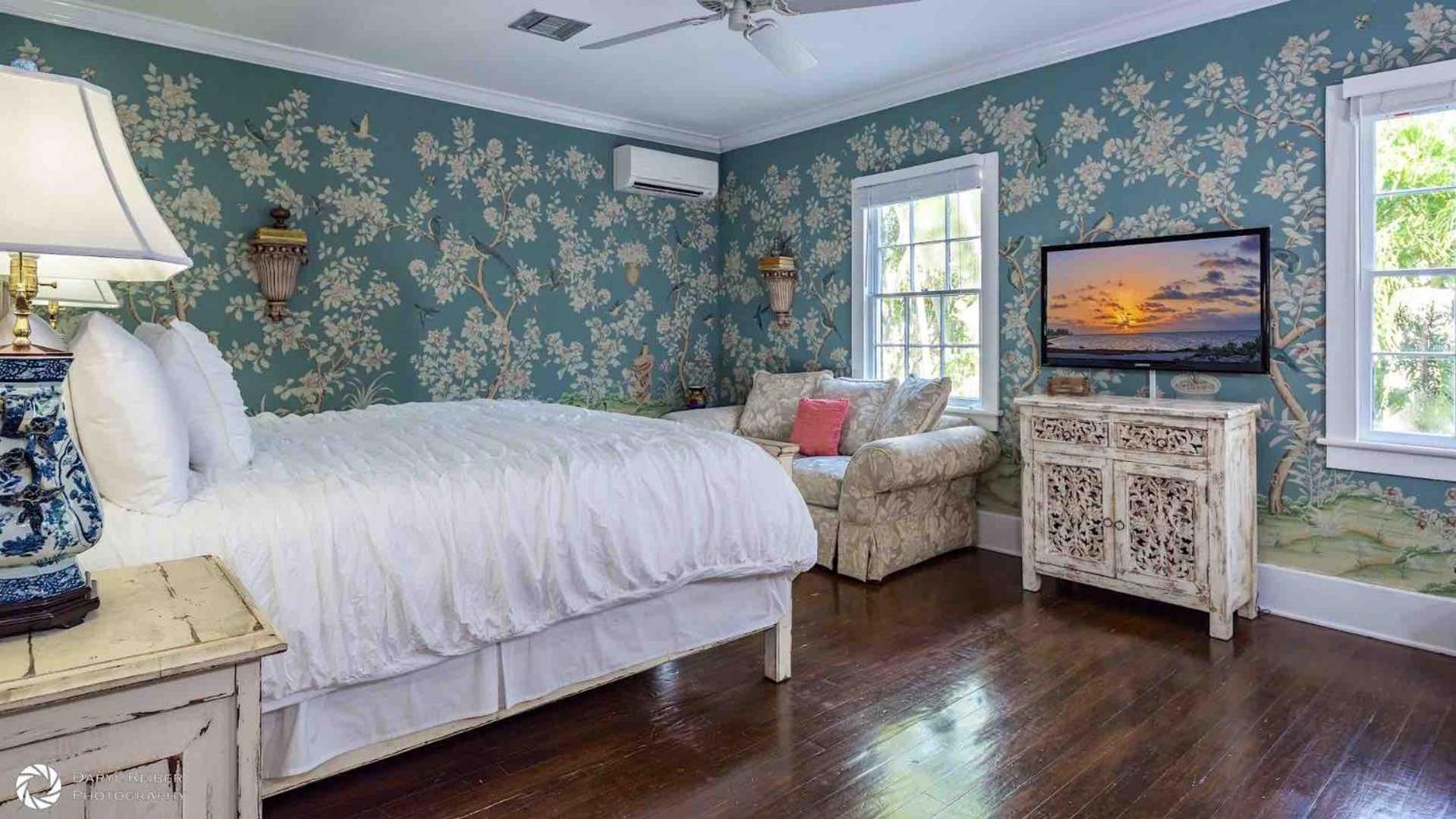 Star Of The Seaport By Last Key Realty * Key West