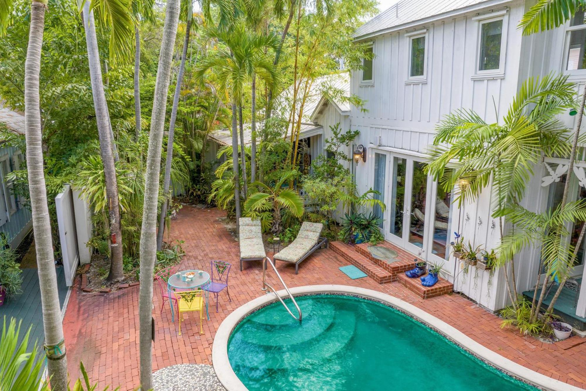 Ferienhaus Boat House By Avantstay Character Location W Shared Pool Month Long