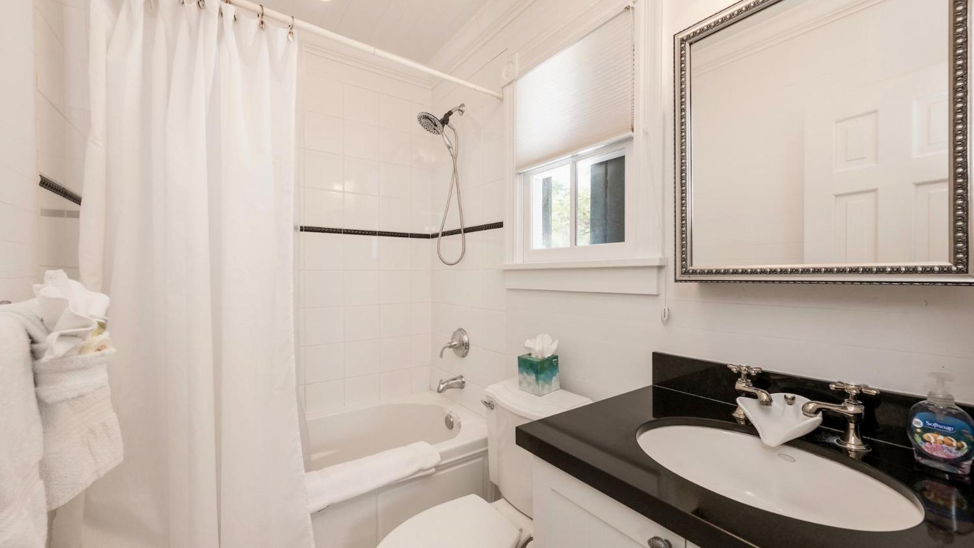 Olivietta By Last Key Realty * Key West